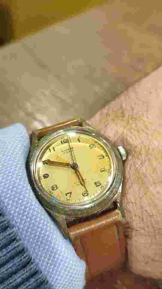 PIERPONT 17 Rubis Vintage Watch