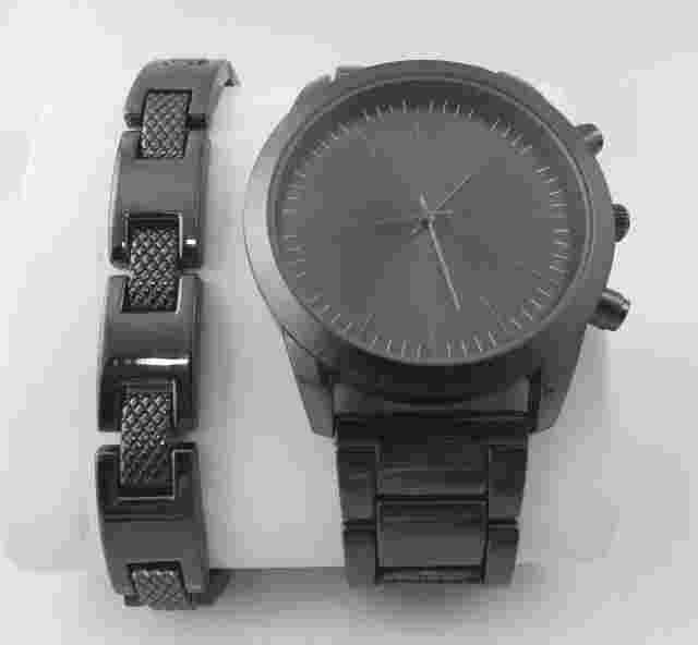 INC International Concepts Men's Black Gunmetal Bracelet & Watch 45mm Gift Set