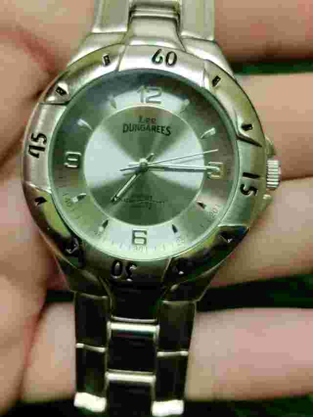 Men's LEE DUNGAREES Silver Tone Classic Bracelet Watch, Silver Dial, 40mm LET015