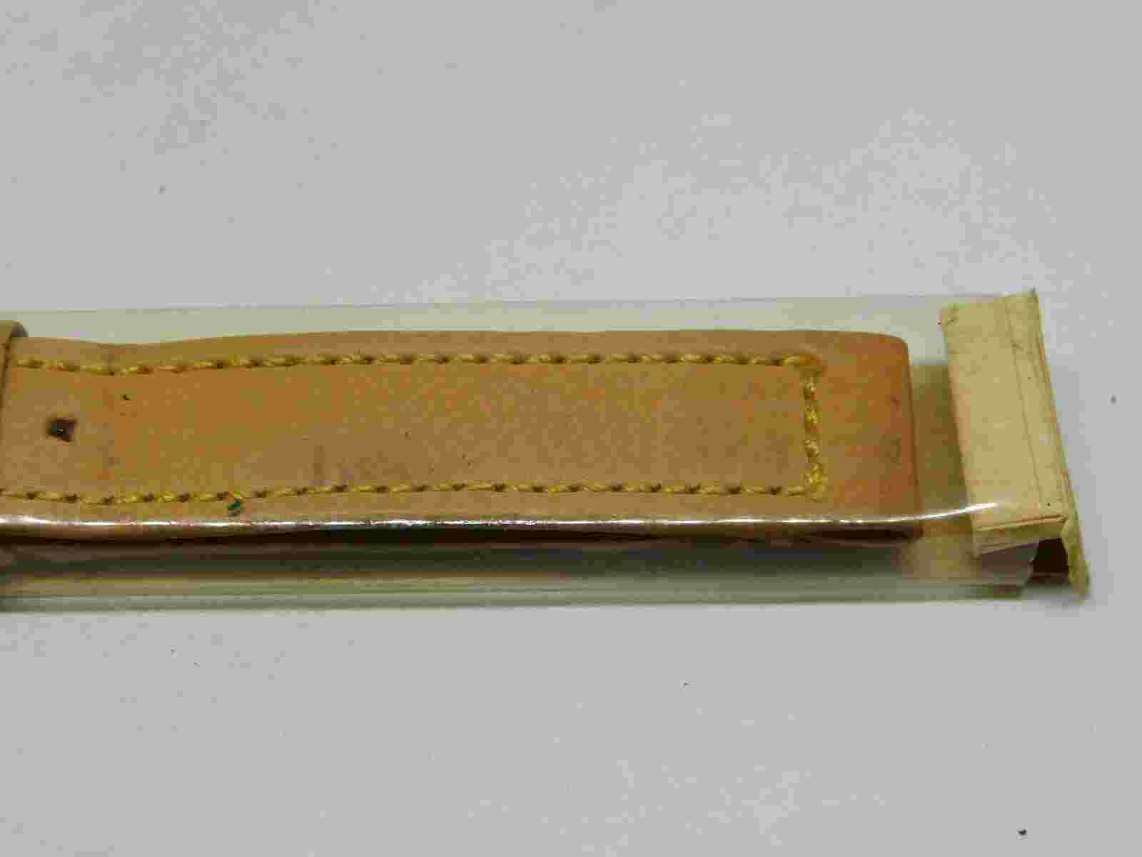 Kreisler Suede Style No. 52230 Made in USA Quartz Analog Ladies Watch Band 16mm