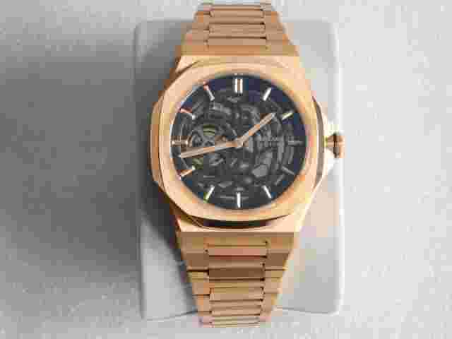 D1 Milano Model SKBJ12 Skeleton Rosegold Automatic Men Watch