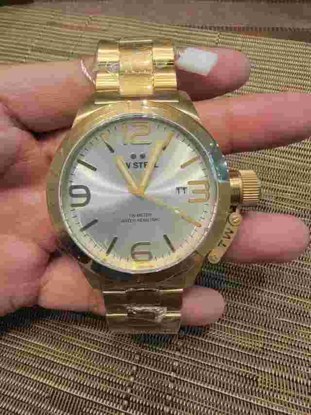 TW STEEL MEN'S CANTEEN QUARTZ  WATCH WITH SILVER DIAL AND GOLD CASE 50mm New