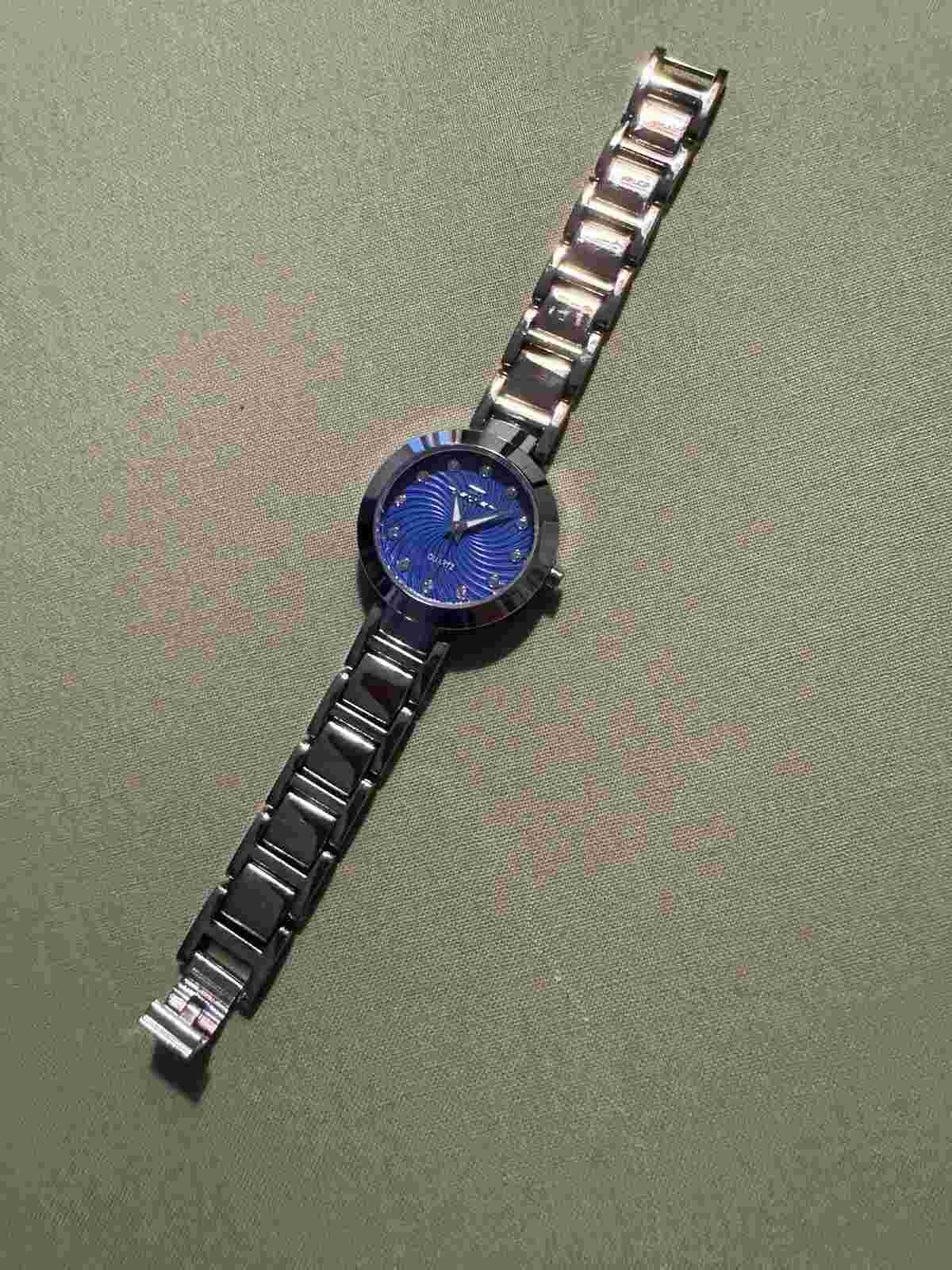 Tavan 14002 Silver Tone Quartz Analog Ladies Watch