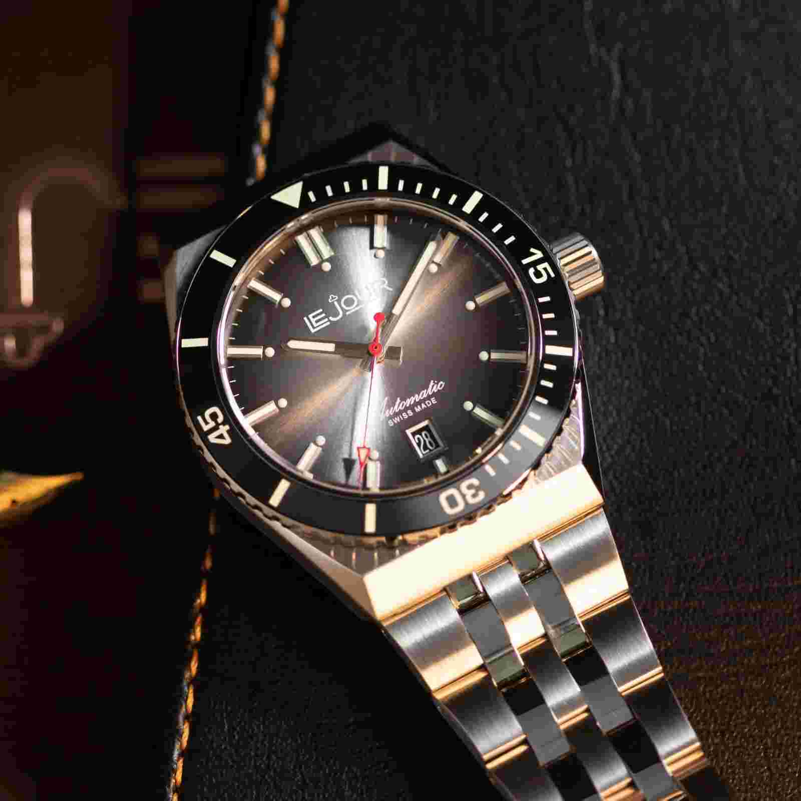 Swiss Made LE JOUR Automatic Diver Watch - Delmare Black Sunray - **BNIB**