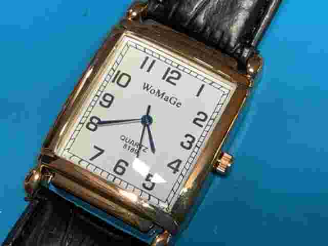 WoMaGe Quartz Wrist Watch New Battery WORKING New Black Leather Band