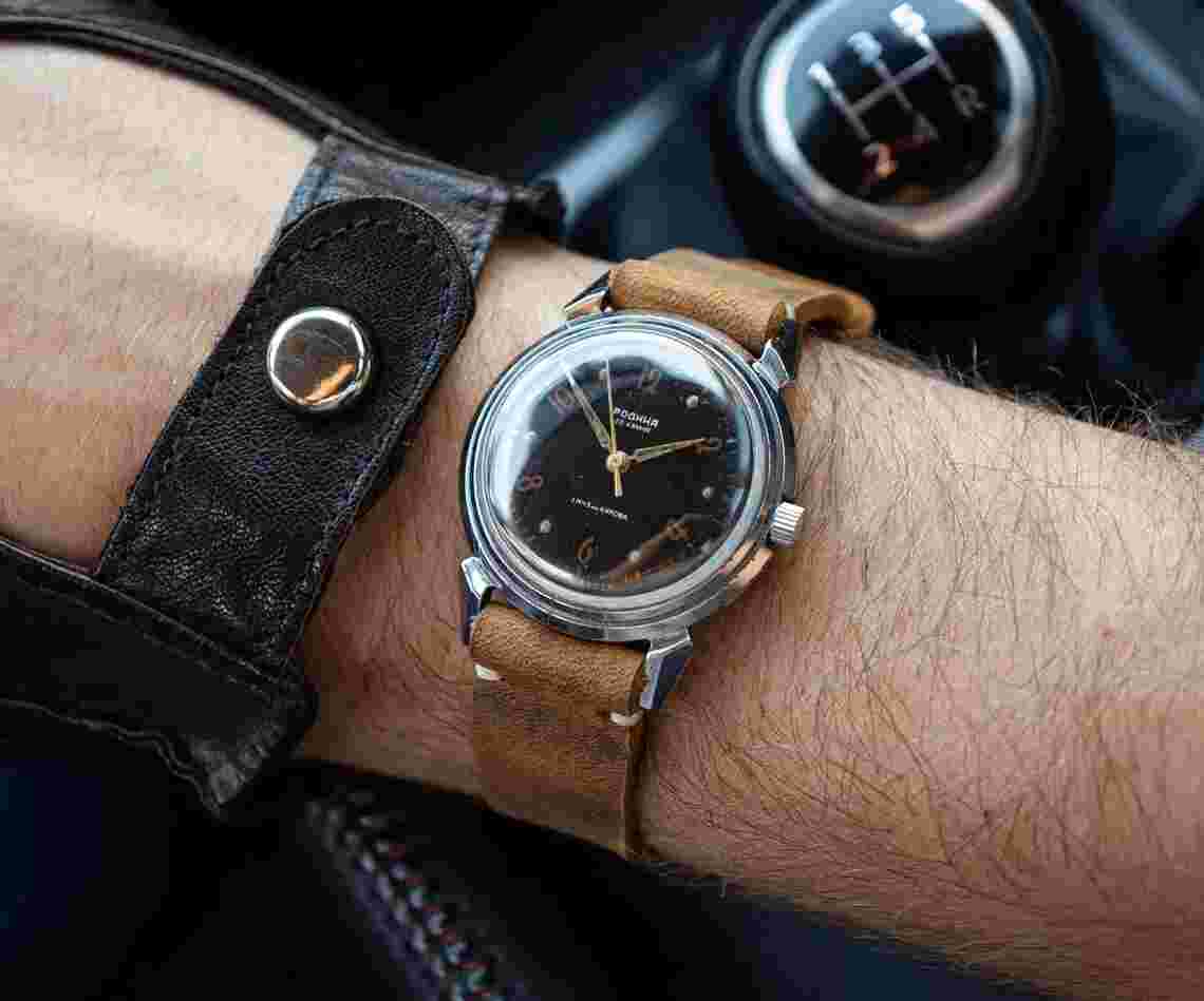 Soviet watch, '' Rodina '' vintage Automatic watch 1950s, made in USSR 1 MChZ