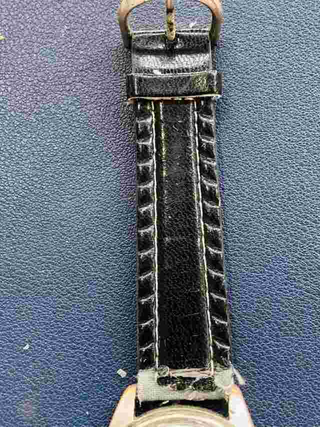 [Endura] Vintage Watch EN-01-000323 - Case: 40 x 35mm, Total Length: 25cm, works