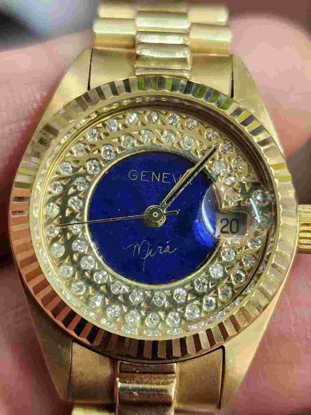 Geneva watch women 14k solid gold 26mm Flutte bezel swiss ETA Diamond Dial.