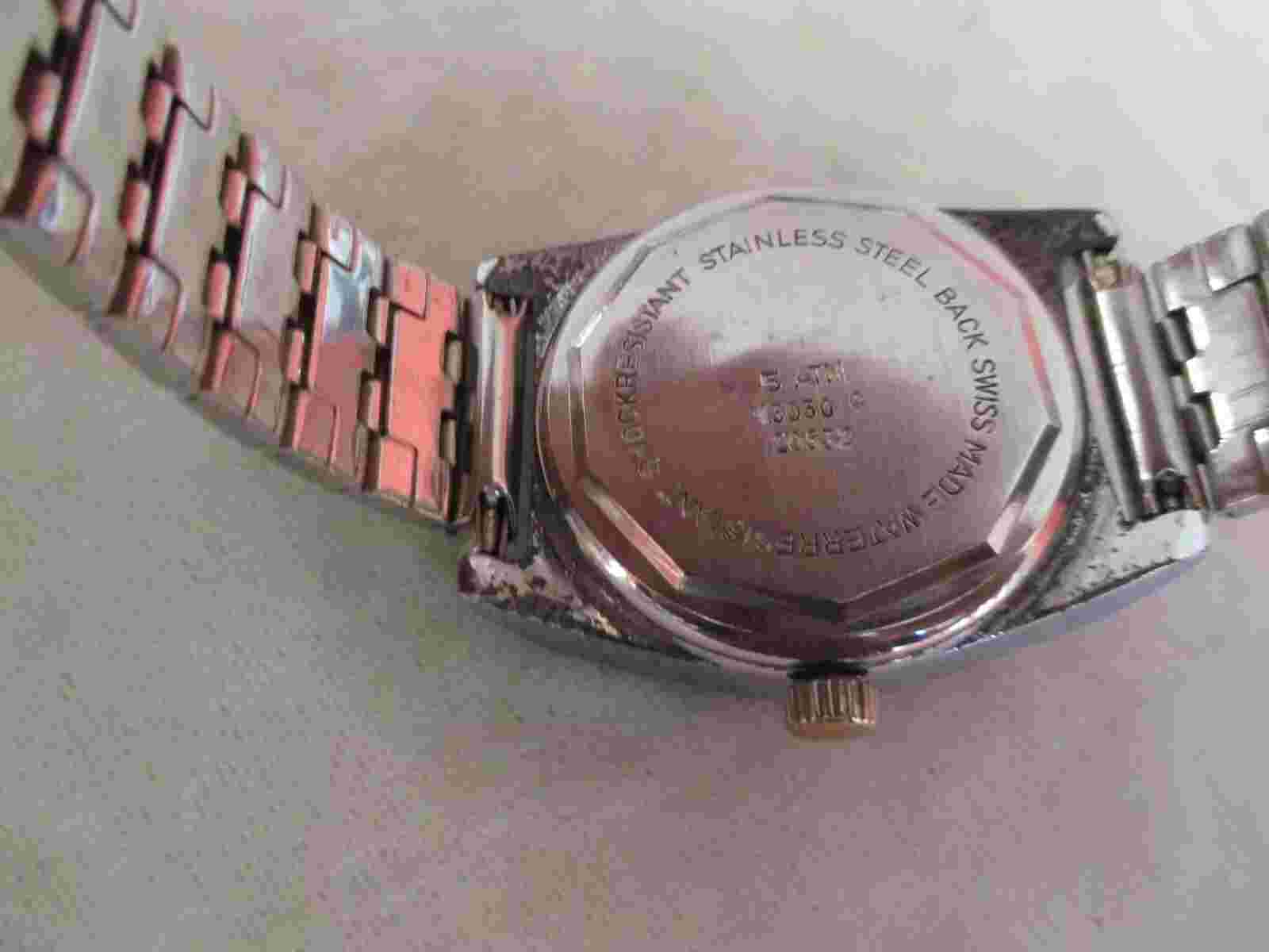 VINTAGE WATCH BULER 13030 C CD 30 WATER RESISTANT 5 ATM SWISS MADE