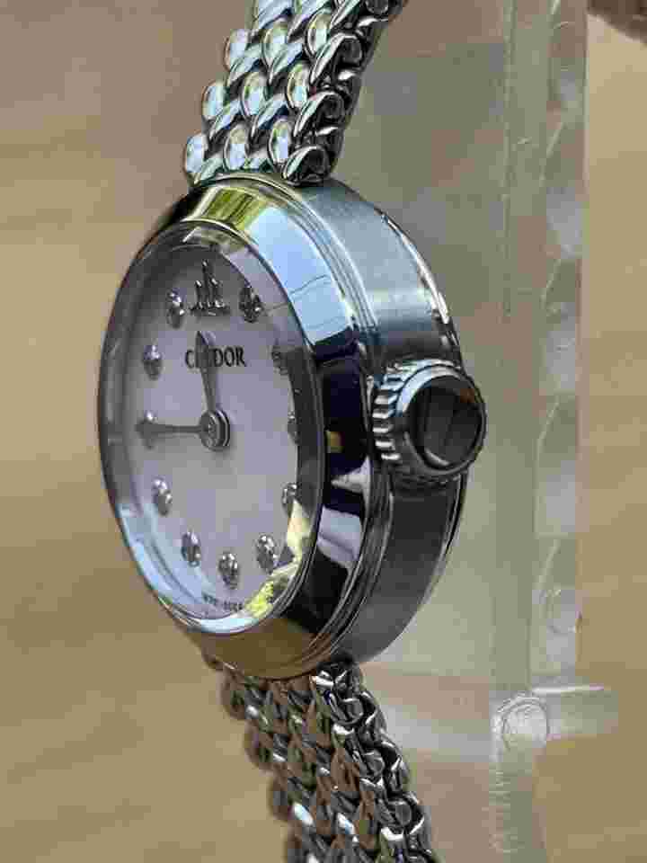 Seiko Credor 11P Diamond 1E70-0BP0 Pink Shell Ladies Watch 17mm Quartz