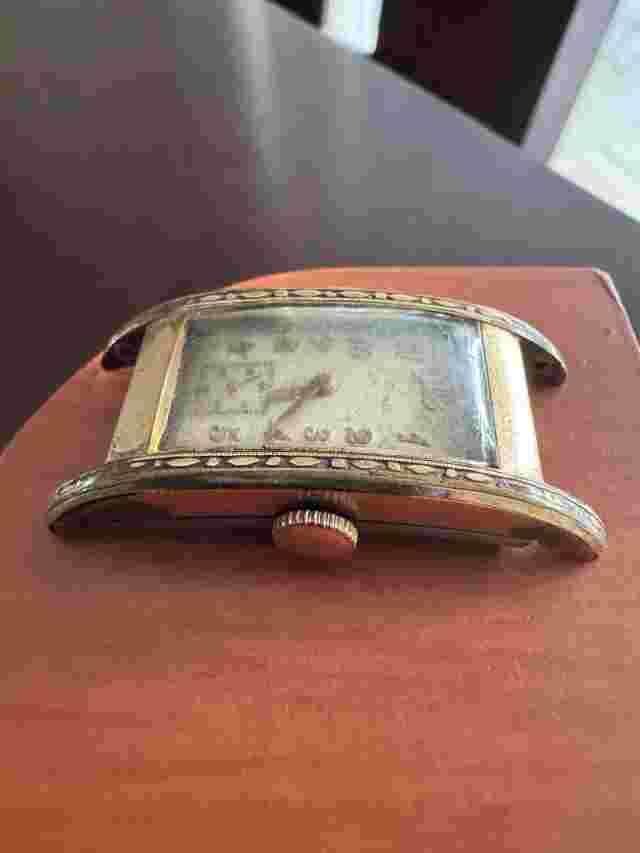 VINTAGE MEN'S MIMO CURVER WRIST WATCH CAL. 7557 KEEPING TIME 17 JEWEL