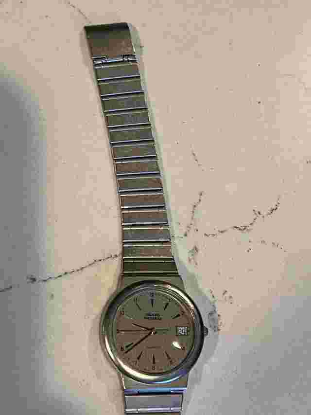 Brooks Brothers Men's Used Watch Gray Dial Quartz Condition SS Water Resistant