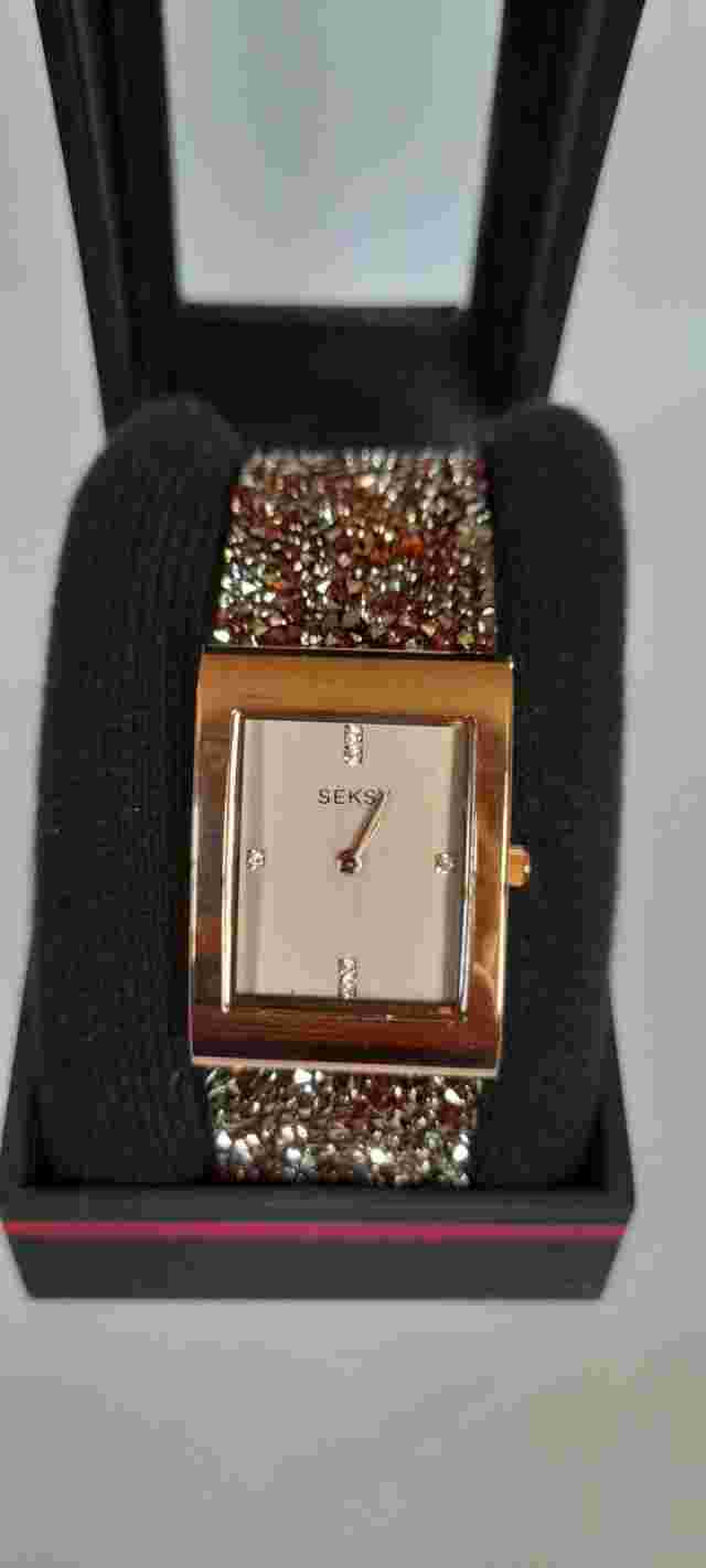 Seksy ladies watch