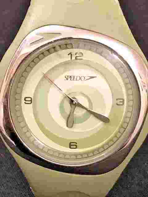 Exquisite Speedo Aquatrim ATXEM05 Green Dial WR50M Quartz Unisex Resin Watch