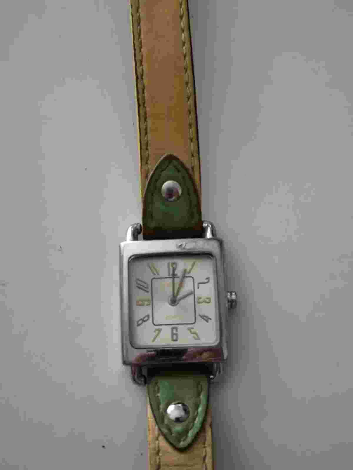 Orvis Ladies Quartz Watch Working
