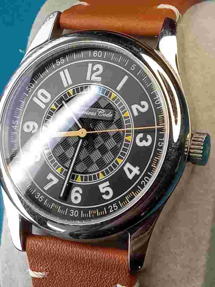 Luxury Men's 40mm Dbl Sapphires High Beat St2130 Automatic 10ATM Watch; 2 BANDS