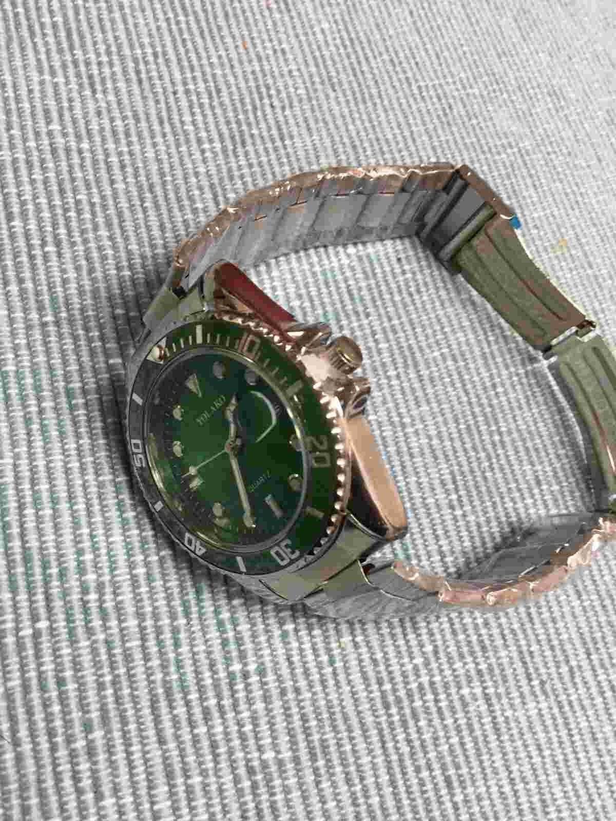 NWOT Mens Yolako Green Dial Quartz Watch With Magnifified Date Window