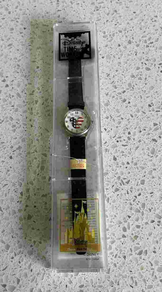 Vintage Mickey Mouse Disney Time Works US Flag Theme Watch New Original Case