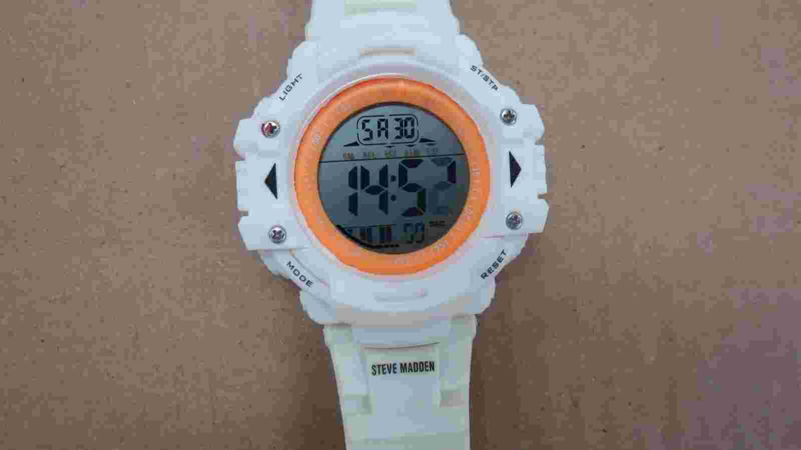 STEVE MADDEN DUAL TIME 1/100S CHRONOGRAPH DIGITAL WATCH SILICONE STRAP WHITE