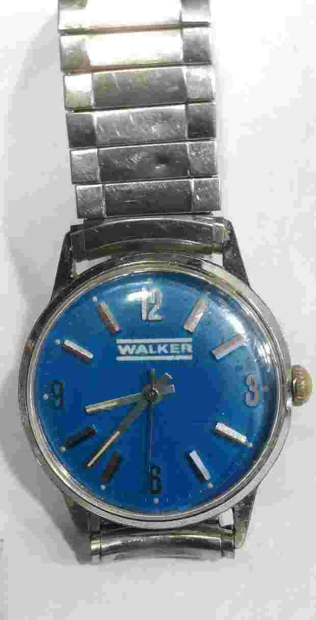 Vintage Men's Walker Mufflers Wrist Watch Working AS-IS condition