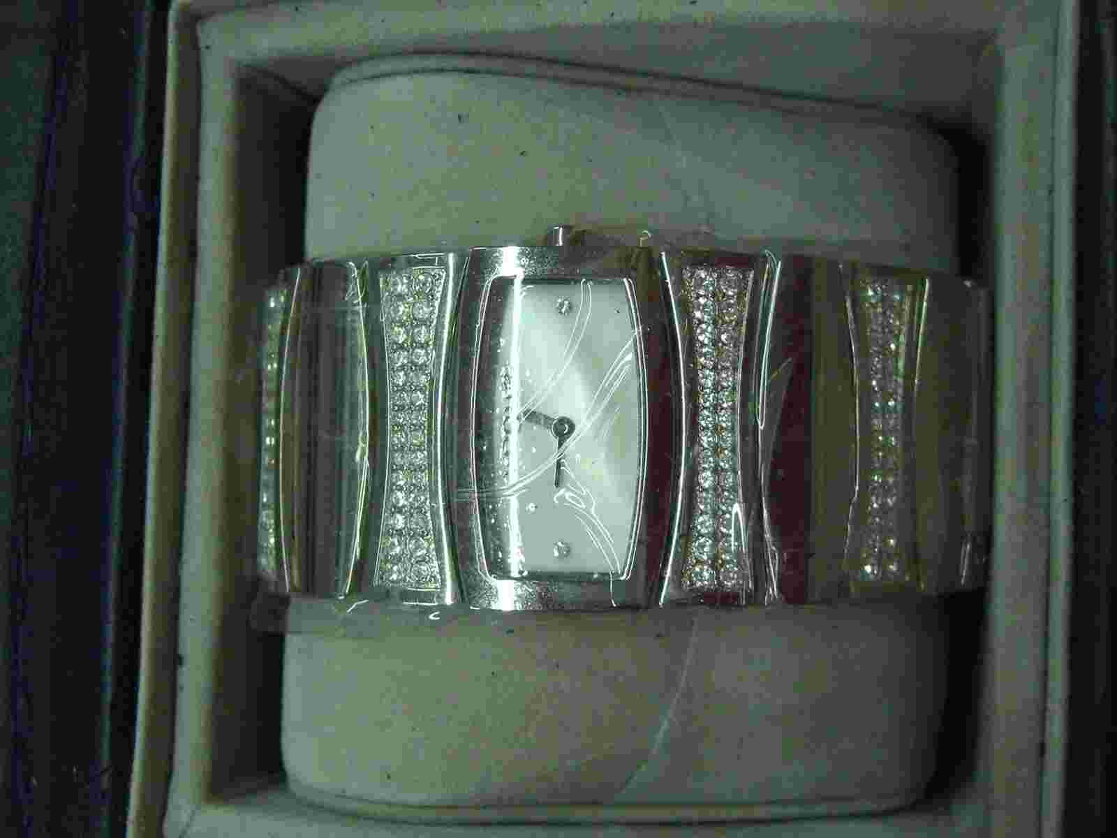 VINTAGE VOGUE LADIES SWISS 845181.1 WRIST WATCH STAINLESS STEEL MIB