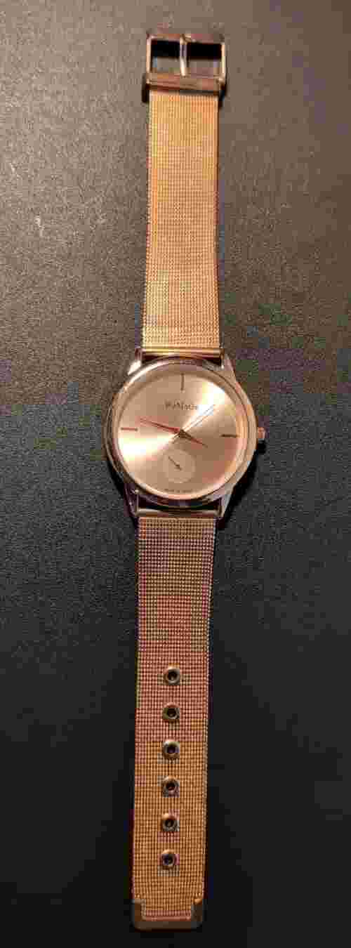 WoMaGe Watch Rose Gold Tone Band Round Face Stylish New/Like New