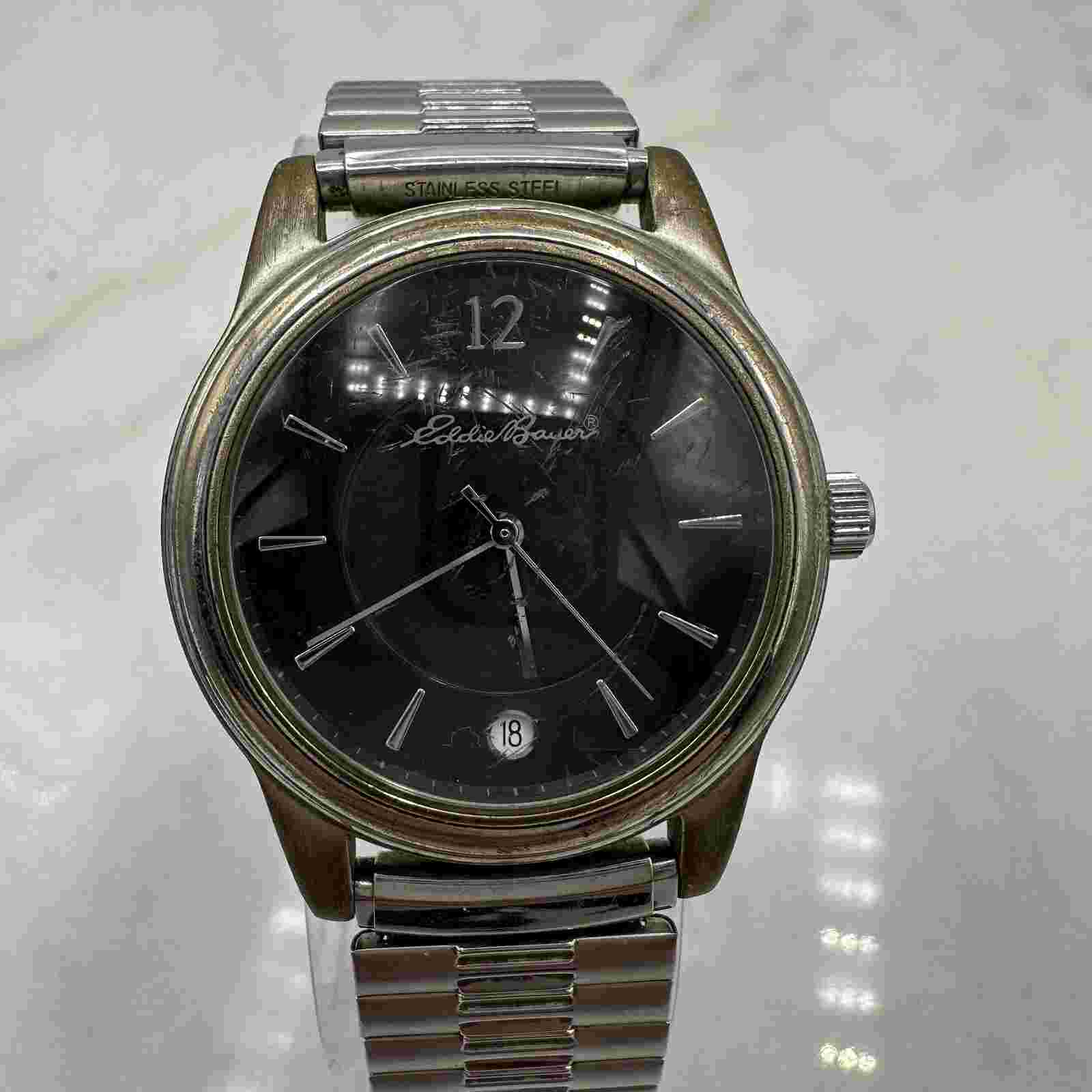 Vintage Mens Eddie Bauer Gray Dial Round Quartz Watch 0310 - NEW BATTERY