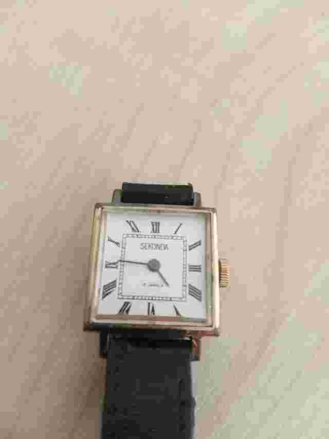 Sekonda ladies watch. Manual winding. Working order