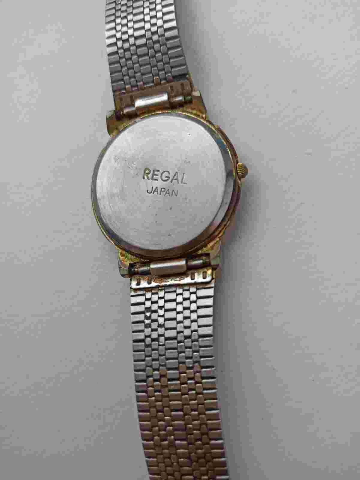 Regal Quartz Wristwatch Japan unisex