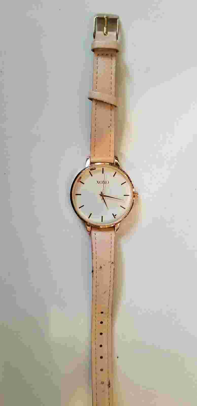 XOXO Women's Watch.  Rose Gold.  New Battery, Super Clean Contition.  M9