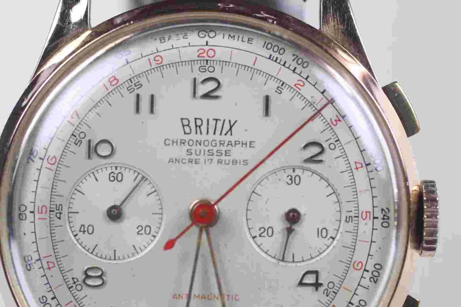Vintage-Britix 2 register chronograph Suisse Ancre 17 rubis, 18KT gold men watch