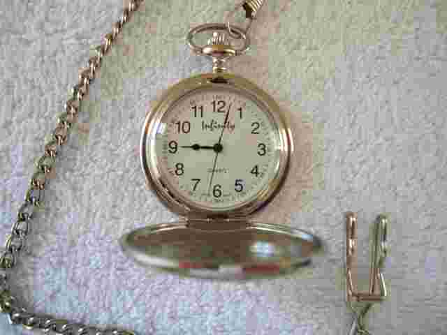 Infinity Quartz " DAD " Themed Pocket Watch With Chain " GREAT ITEM "