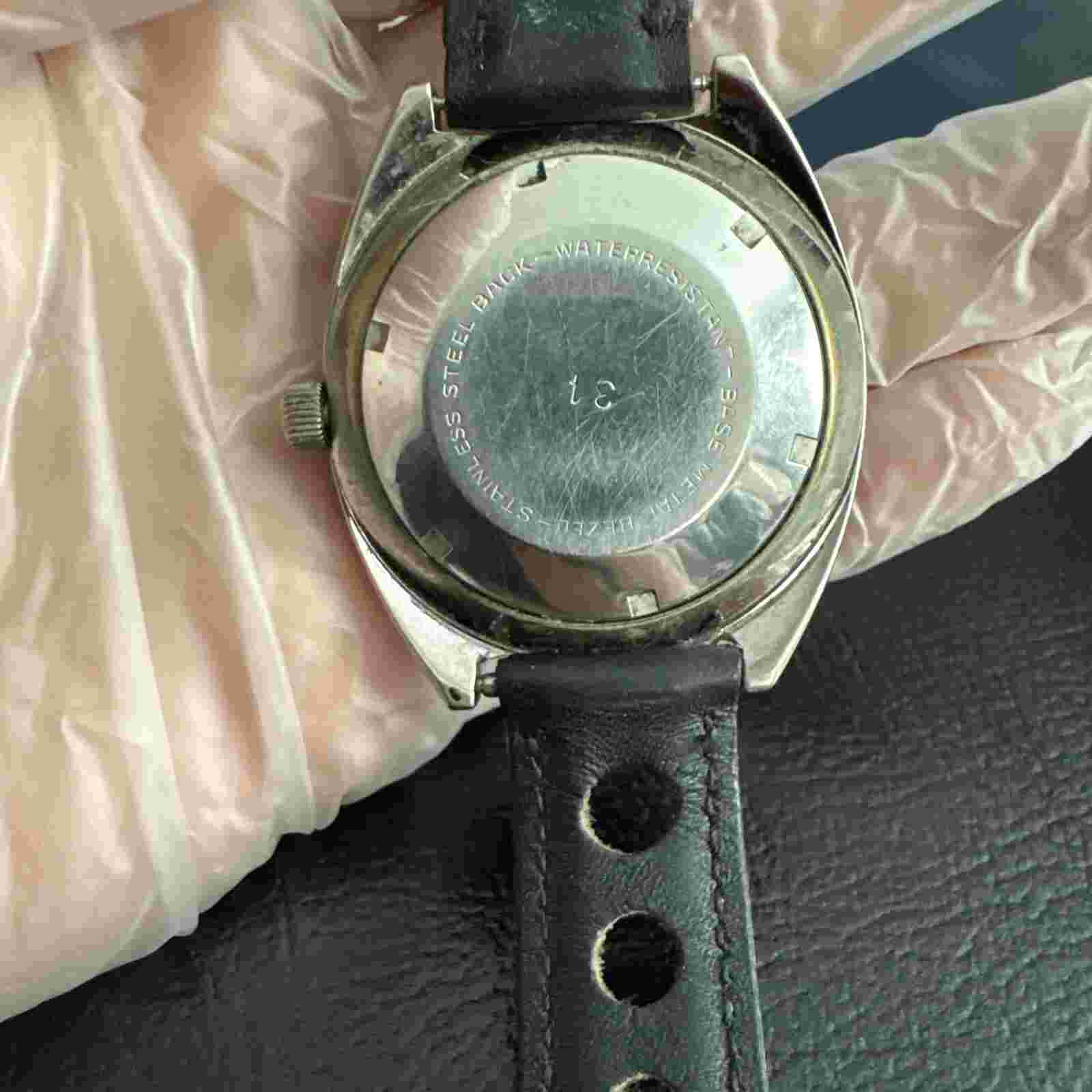 Vintage LeGant QS World Time Blue Self Winding Mens Diver Watch Works