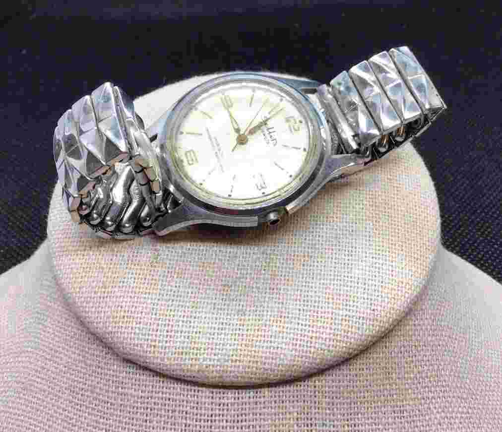 Vintage Mens Sellita 17 Jewels Incabloc Wrist Watch "AS IS" W703