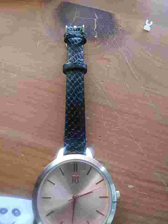 river island ladies  watch in good condition &  running with a new battery