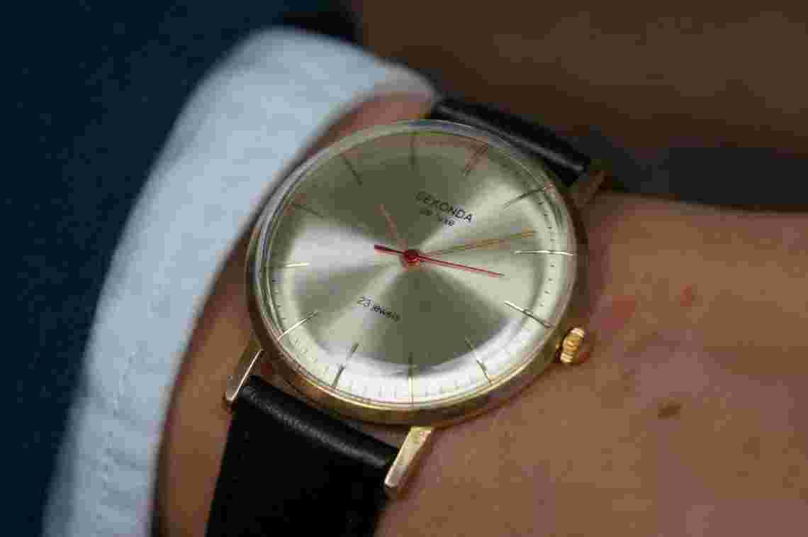 Seconda watch, USSR watch, 1970s, Mens watch, vintage watch, Soviet, slim watch