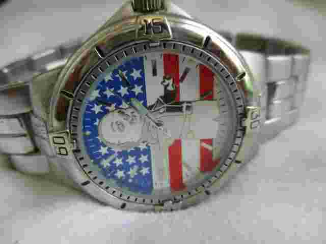 Lee Dungarees Can't Bust 'Em Buddy Lee Watch Silver Tone Band USA Theme