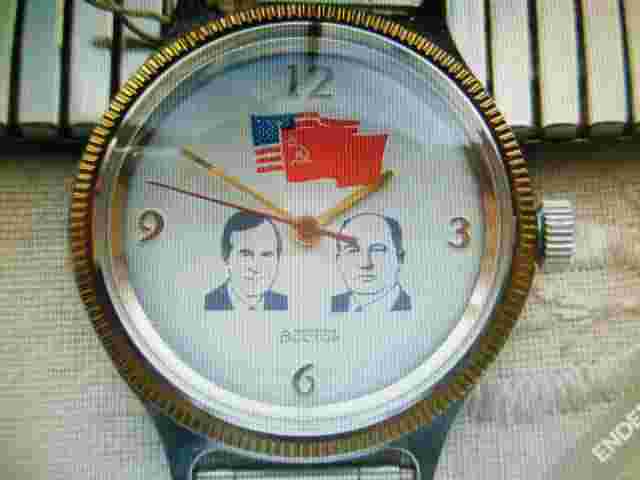 NEW OLD STOCK, RARE VINTAGE, 1991 VOSTOK-USSR-USA 17 JEWELS MAN.MOVEMENT, GP/SS.