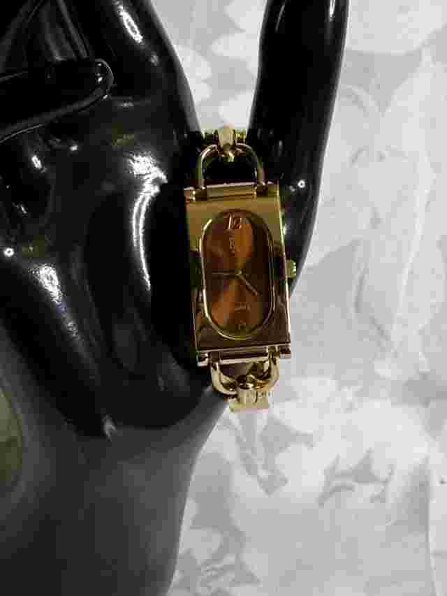 EA By Etienne Aigner Gold Tone Quartz Japan Movement FSC52408-1/F/EA845AV...