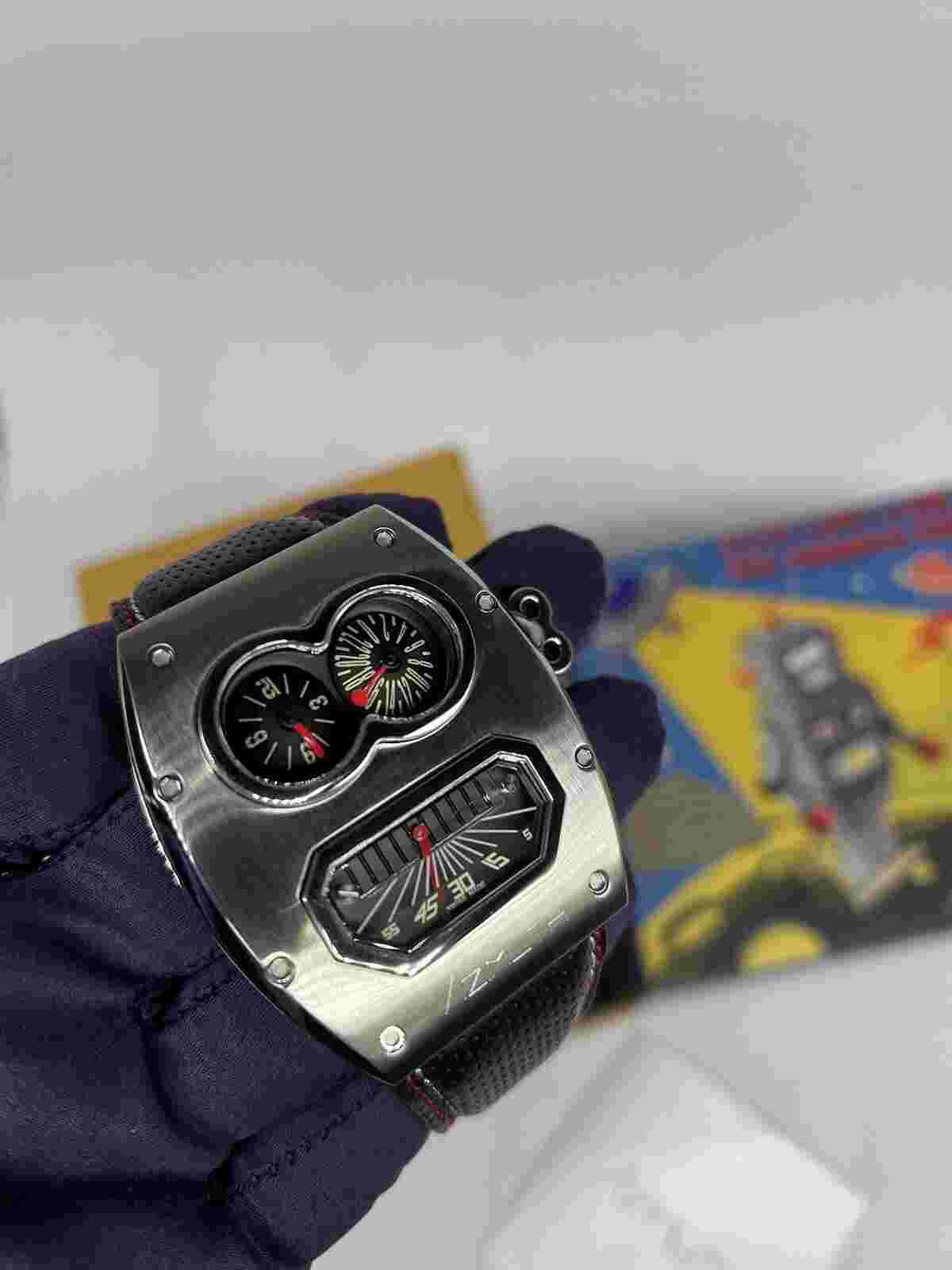 MR ROBOTO R2 MID-CASE TITANIUM IN BLUE PVD - AZIMUTH WATCH MK ll TITANIUM