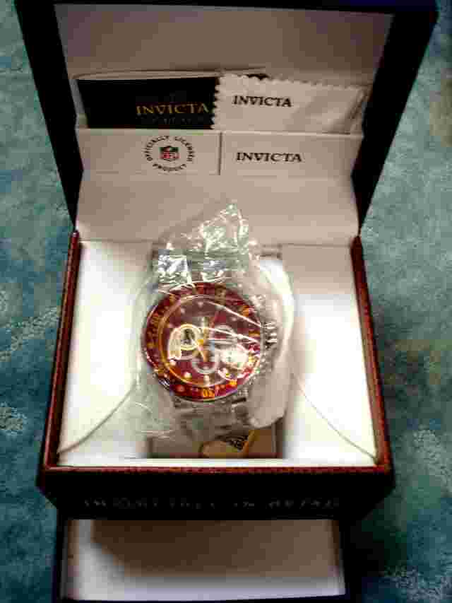 WASHINGTON REDSKINS 52 mm INVICTA WATCH