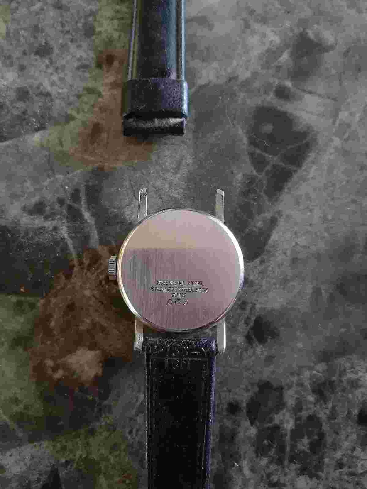 Vintage 1977 Men's STAR WARS Darth Vader Hand Wound Watch Leather Band