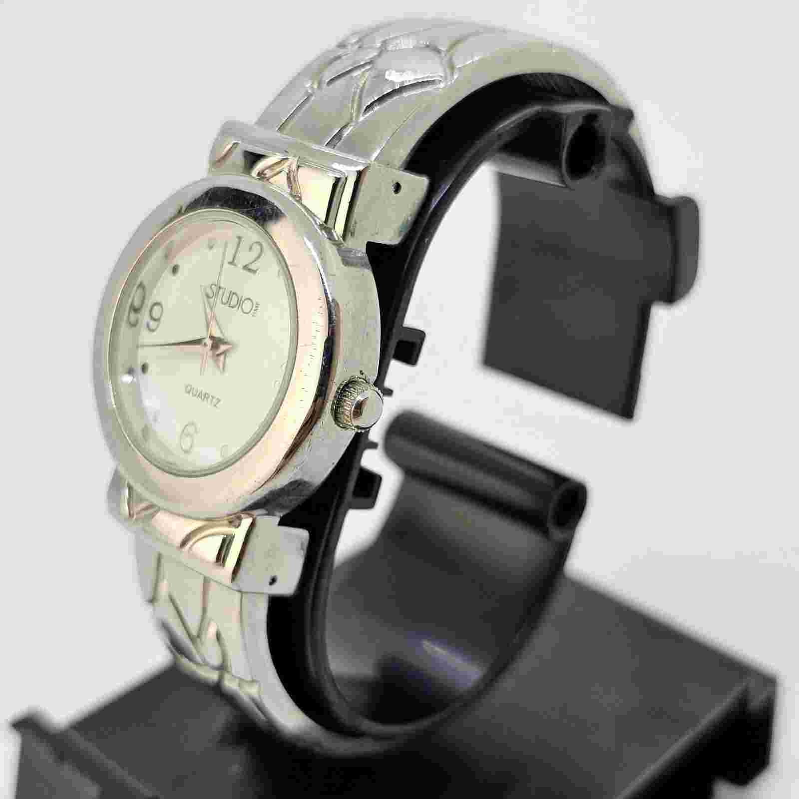 Studio Women Bracelet Watch 30MM White Dial Gray Bands 5.5" Wrist New Battery