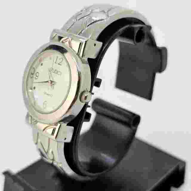 Studio Women Bracelet Watch 30MM White Dial Gray Bands 5.5" Wrist New Battery