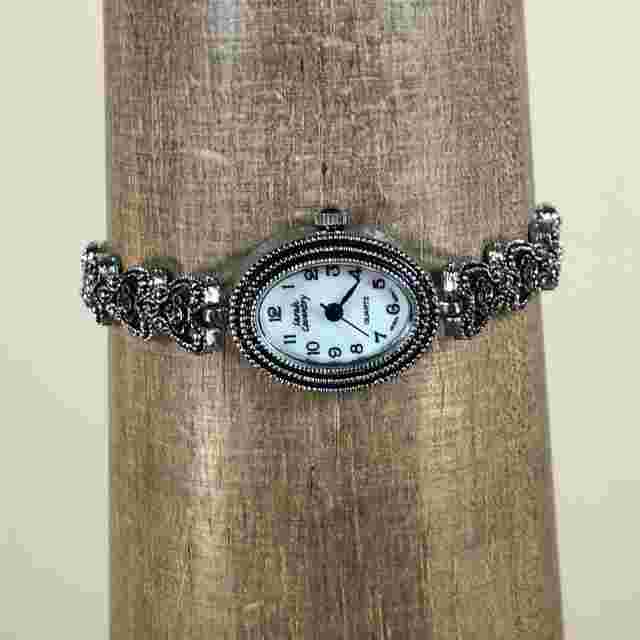 Sarah Coventry Women White Dial Flowers Heart Filigree 18mm Quartz Watch 6 3/4"