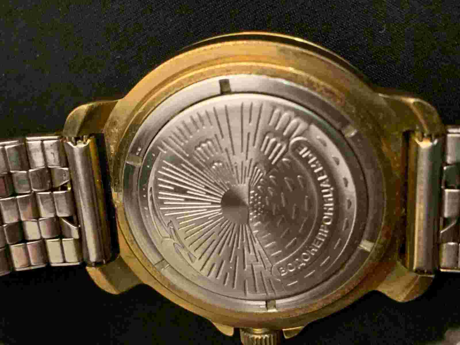 Vintage Vostok SUBMARINE Komandirskie Watch and Upgraded Band