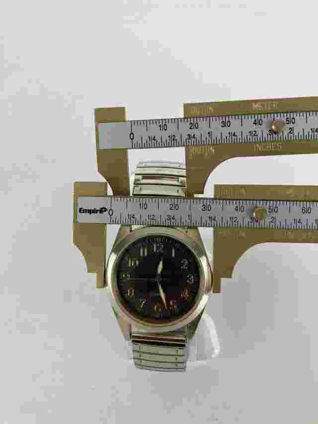 Puritan 36mm Gold Tone Quartz Watch w/Stretch Bracelet & Battery