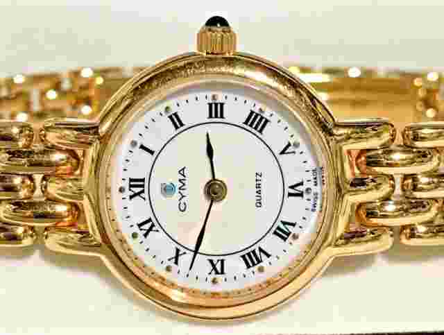 Vintage Cyma Quartz Le Locle Switzerland Gold Plated Ladies Dress Watch Works