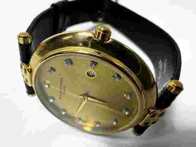 Balenciaga 12P Diamond Watch