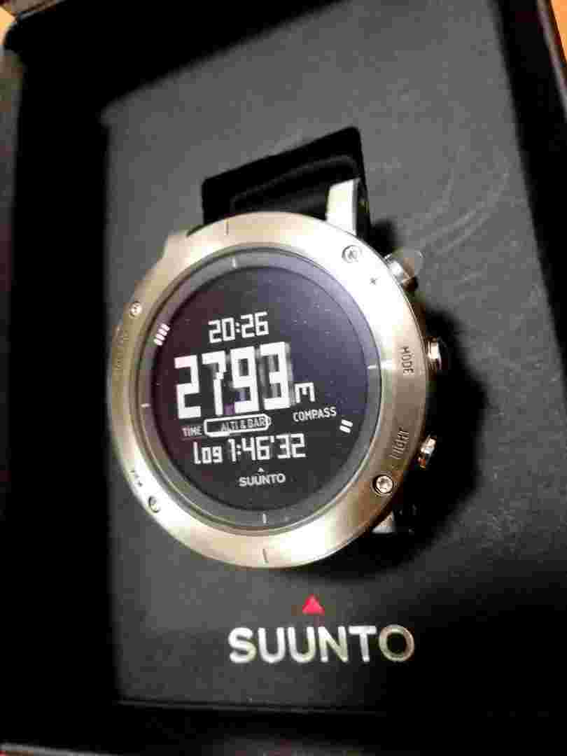 SUUNTO Core Watch Altimeter Barometer Compass Temperature Weather jp